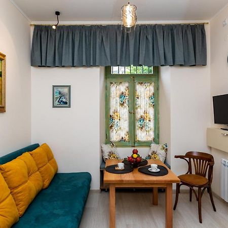 Tamo Rooms Tbilisi Esterno foto